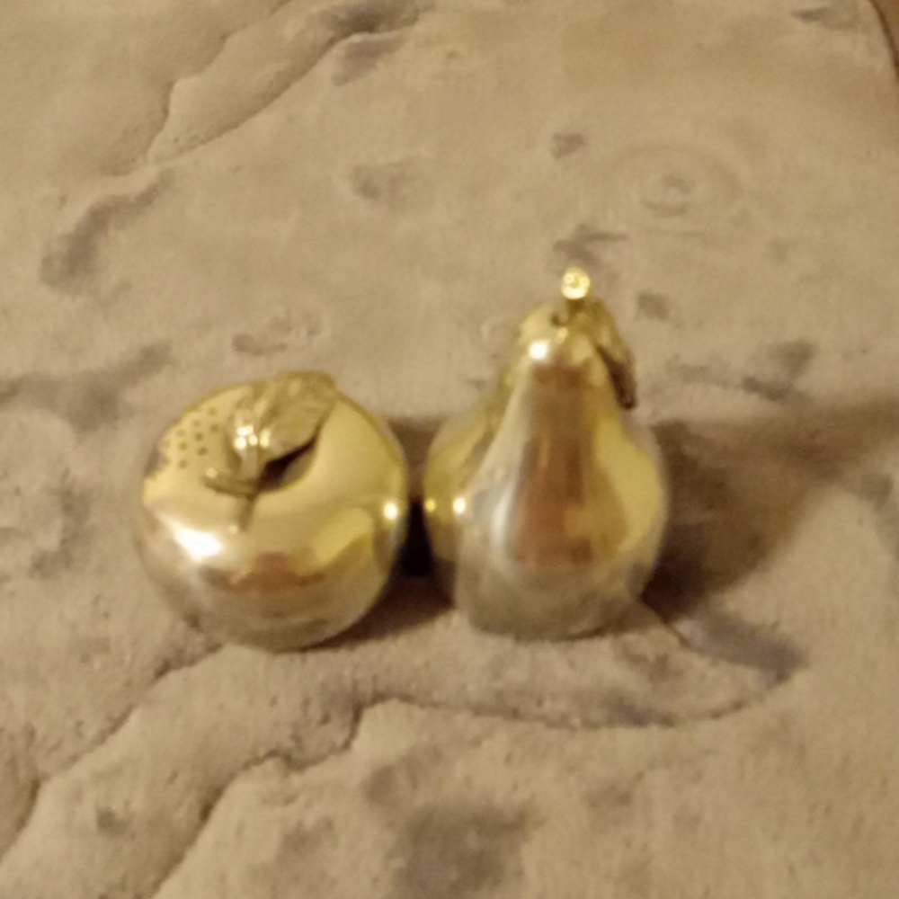 Lenox Pewter Salt & Pepper Shakers  🍊🍐🍊🍐